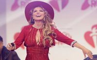 Did Shania Twain Undergo Plastic Surgery? Find Out All About It Here